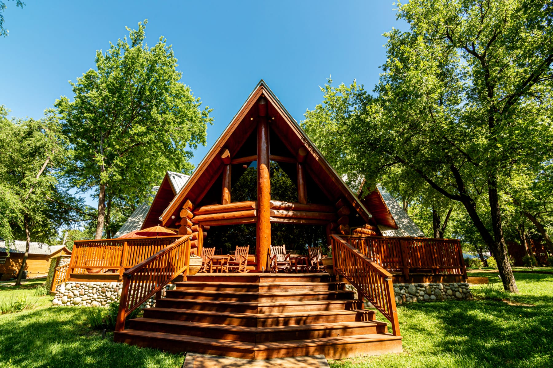 Ash Justice Crow Log Cabin Rentals in Texas - Texas Hill Country Cabin Rentals