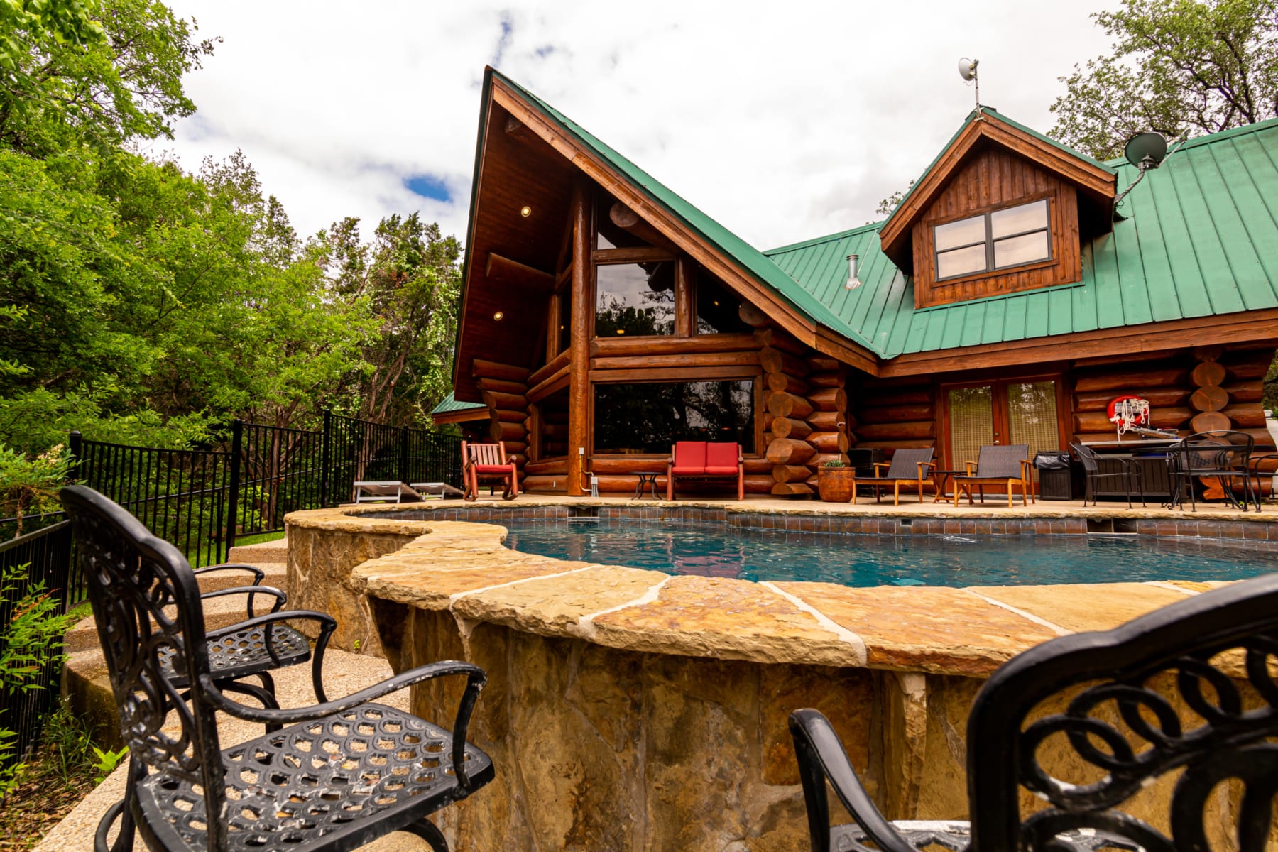 Elkhart Lodge - outdoor pool and hot tub